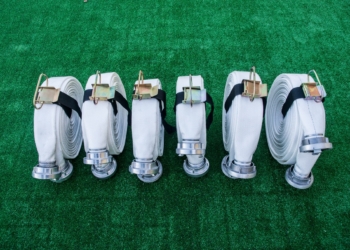 6. Węże W 52-15-ŁA spięte noszakami