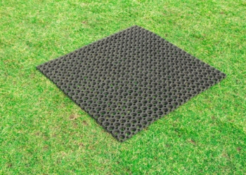 26. Wykładzina ażurowa pod hydronetkę