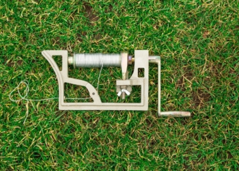 TW01. Maszynka do taśmowania węży